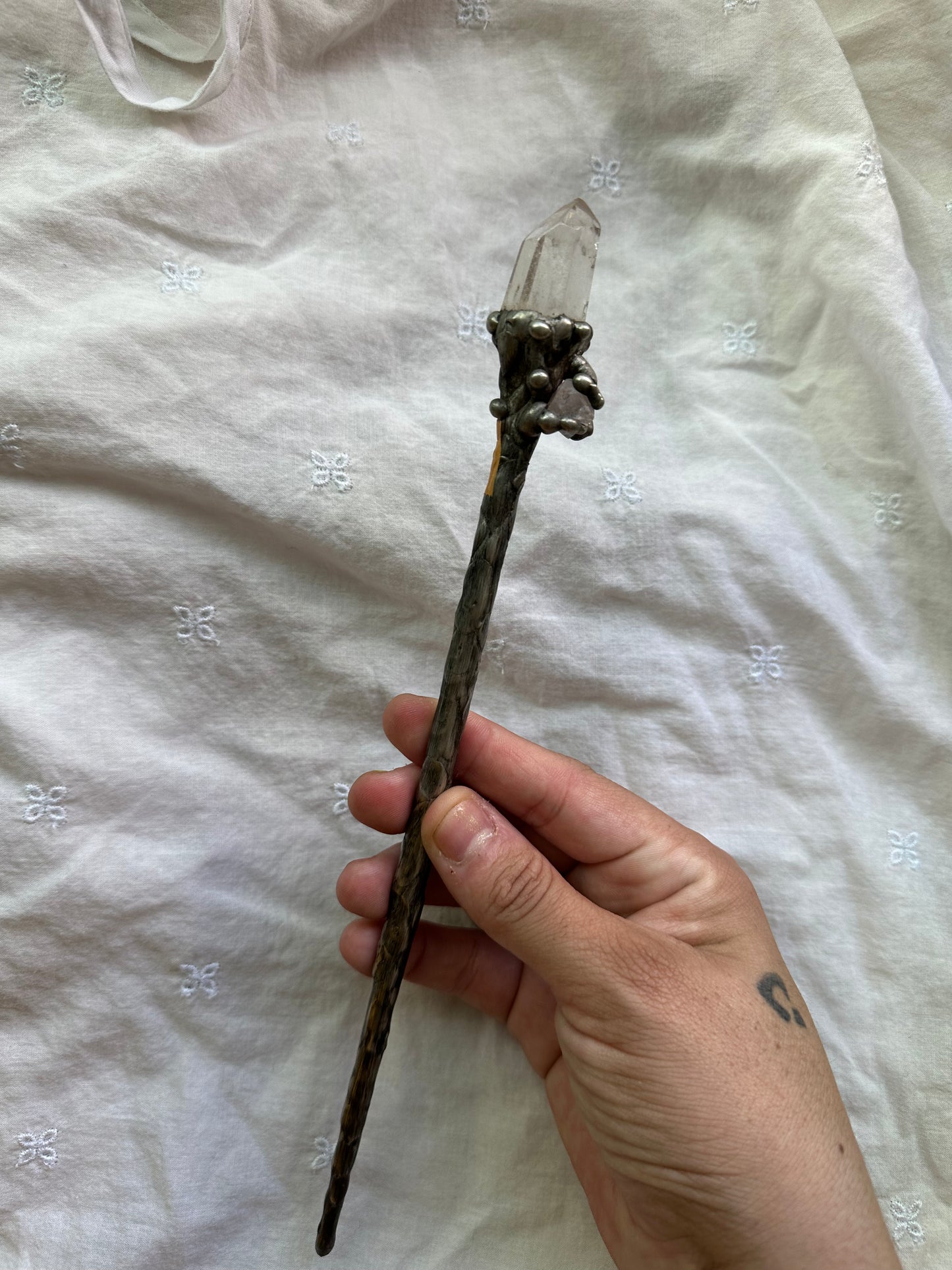 Moonlight shard Quartz Wand 1