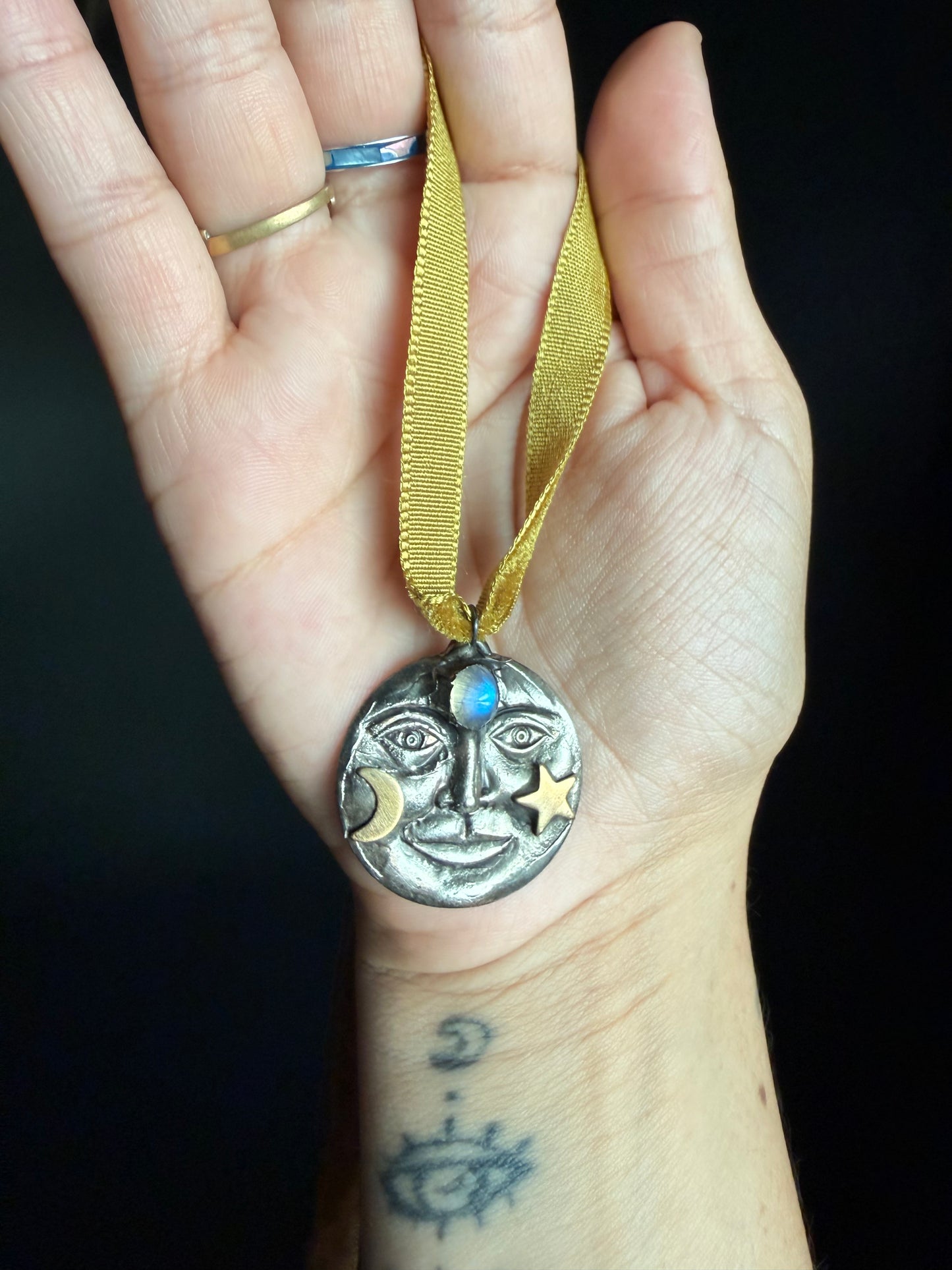 the moons wisdom necklace