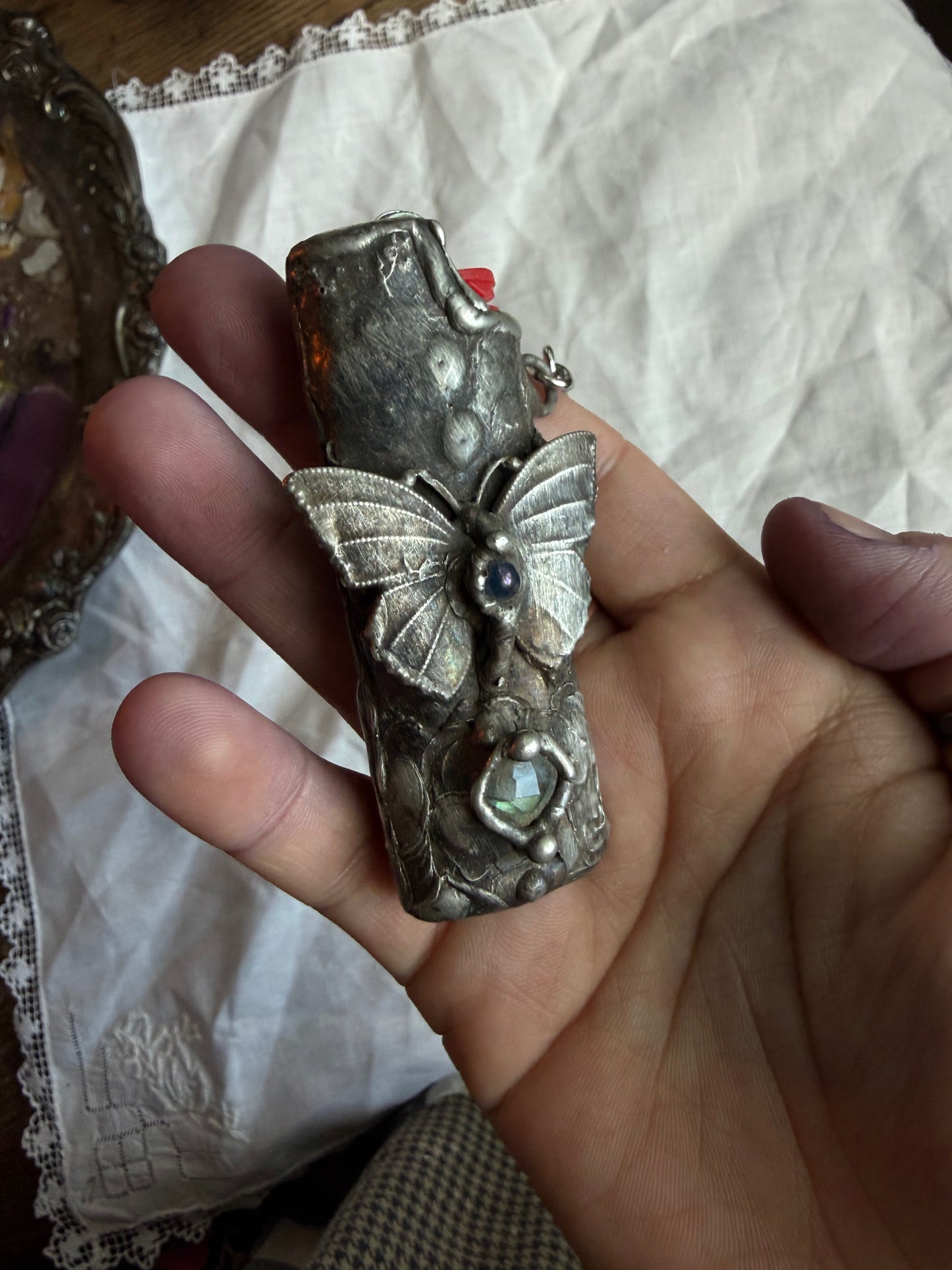 Transformation Crystal Lighter Case