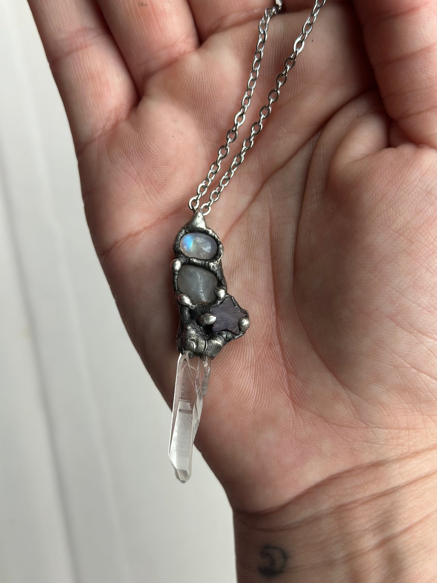 Pixi Pendant