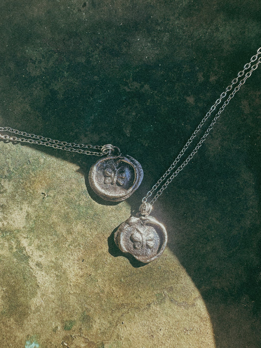 One eternal round Pendant